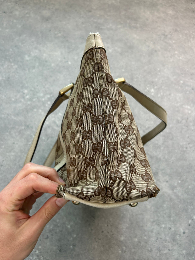 GUCCI GG MONOGRAMM ABBEY HANDTASCHE