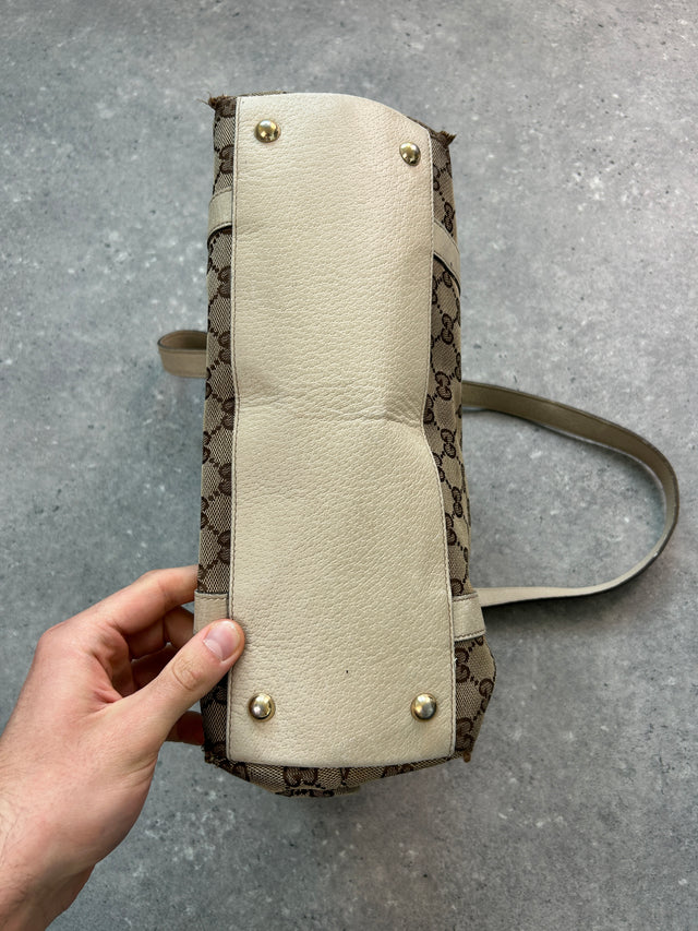 GUCCI GG MONOGRAMM ABBEY HANDTASCHE