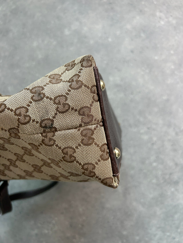 GUCCI ABBEY MONOGRAMM HANDTASCHE BRAUN