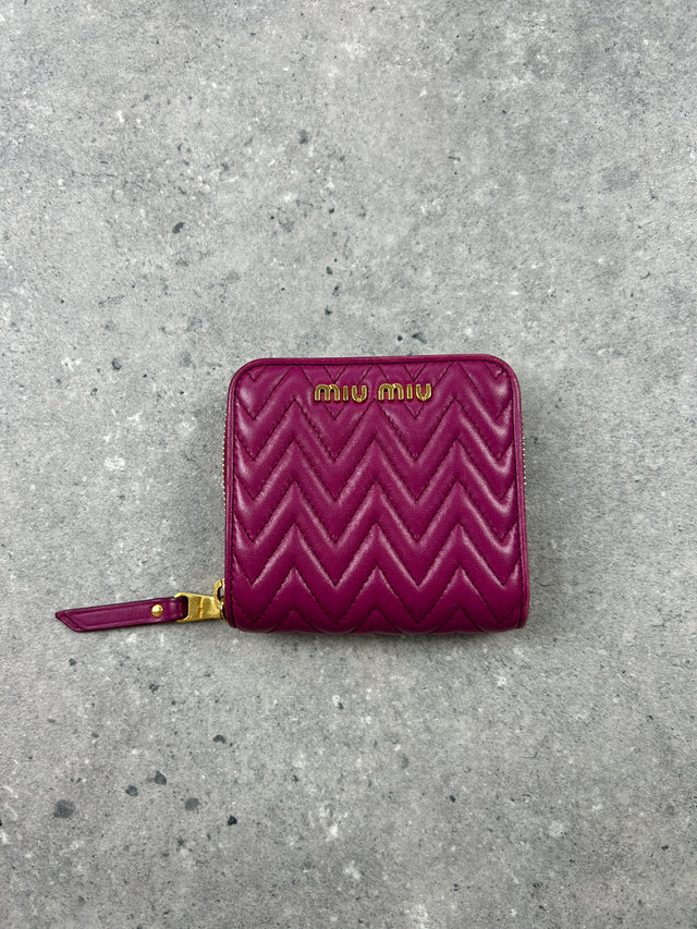 MIUMIU ZIP PORTEMONNAIE LEDER LILA