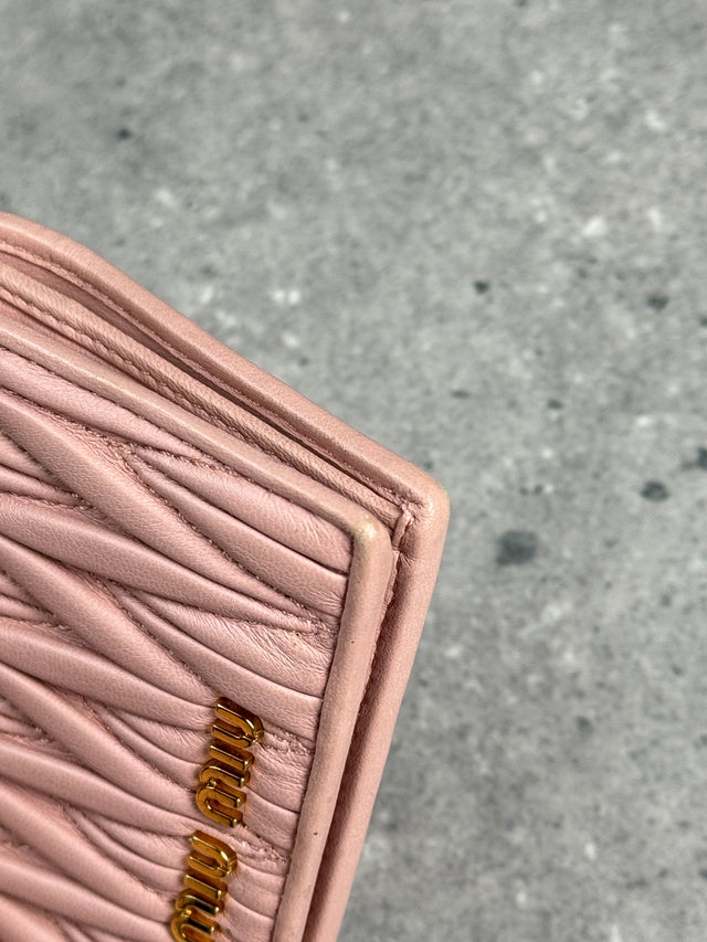 Miu Miu Matelassé Leder Portemonnaie Rosa