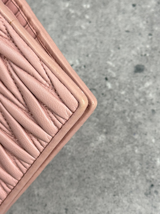 Miu Miu Matelassé Leder Portemonnaie Rosa