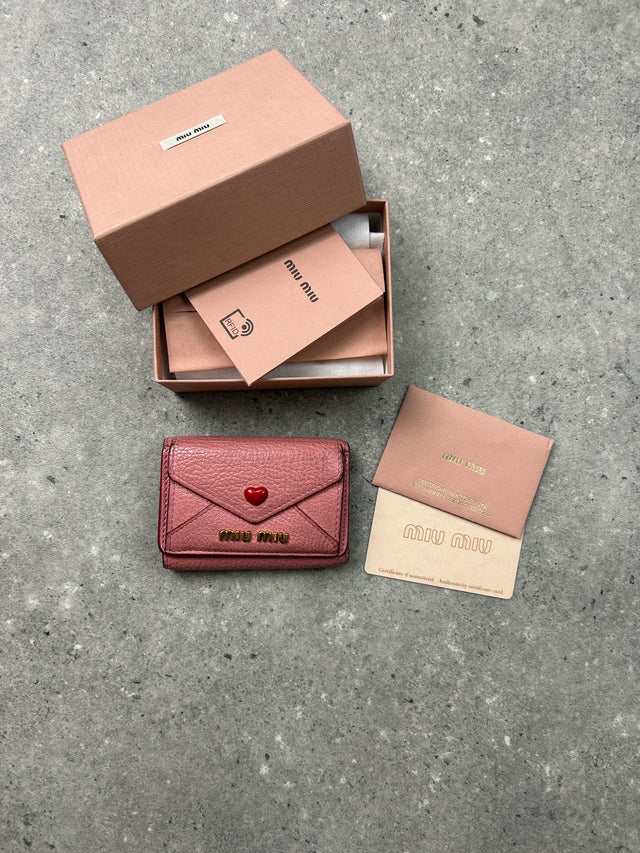 MIUMIU PORTEMONNAIE ROSA MIT HERZ