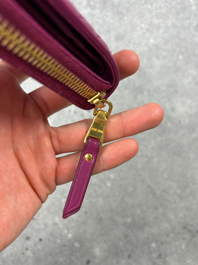 MIUMIU ZIP PORTEMONNAIE LEDER LILA