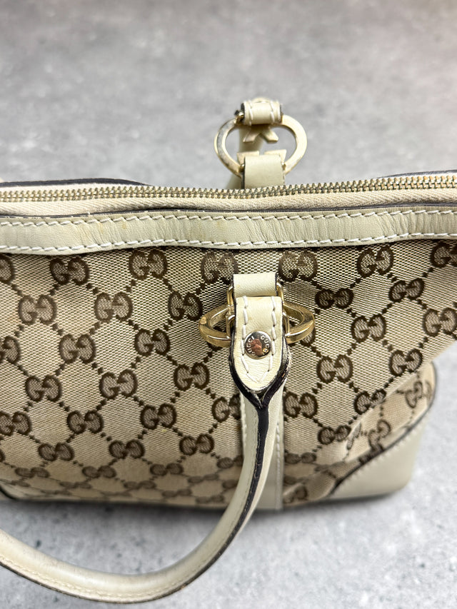 Gucci GG Canvas Herz Emblem Handtasche Beige
