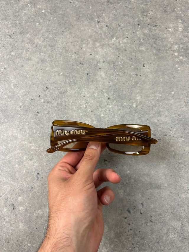 MIU MIU LEO SUNGLASSES